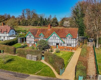 Rucklers Lane, Kings Langley, WD4