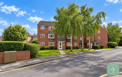Leigh Hunt Drive, Southgate, N14