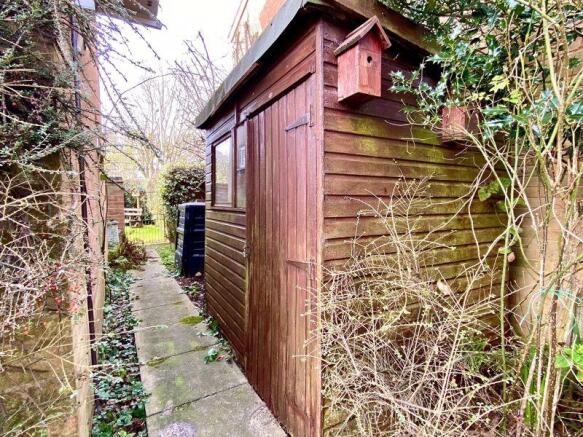 Shed & sid...