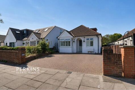 Greenford, UB6