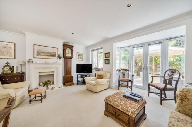 1344094-10-68b5d9...