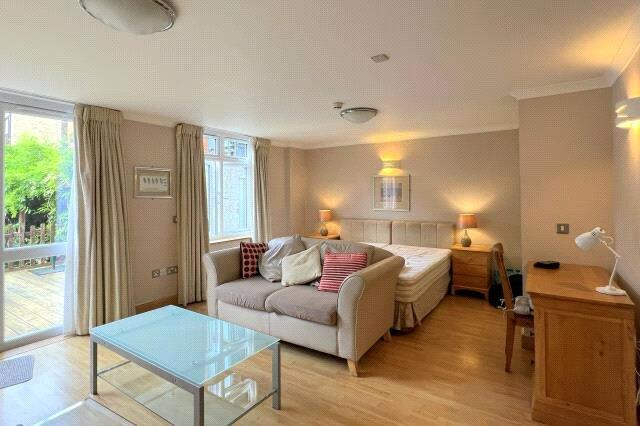 Bedroom-living room