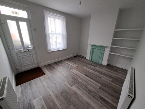 SITTING ROOM