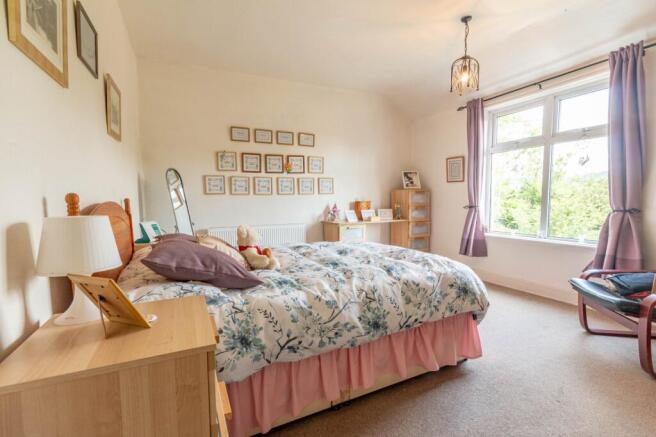 2 bed Semi-Detached for sale Image 6