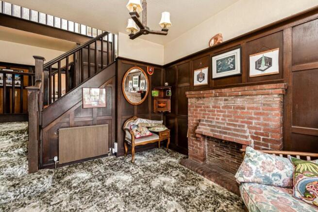 Hove Park Way 2 ENTRANCE HALL.jpeg