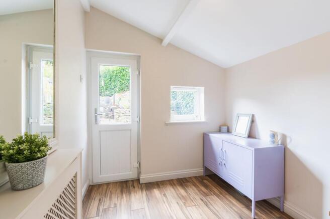 4 bed Detached for sale Image 7