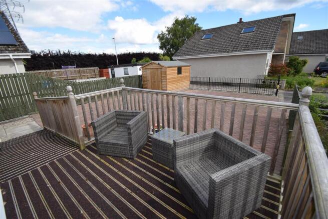 DECKING .JPG