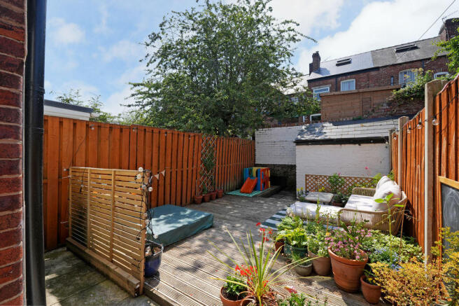 3 bed Terraced for sale Image 4