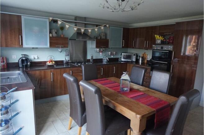 Kitchen / Diner