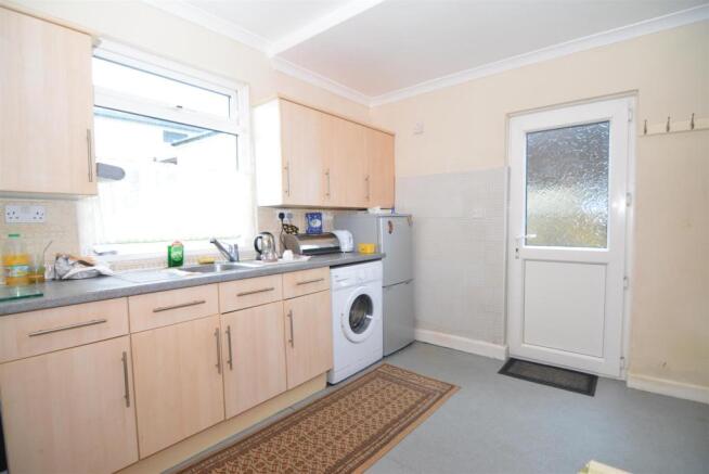BREAKFAST KITCHEN