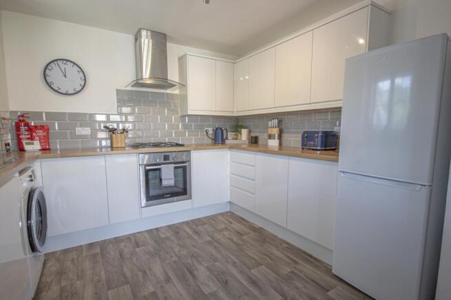 Kitchen 2 (1)