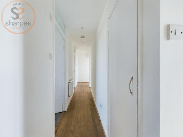 CAM03524G0-PR0042-STILL001