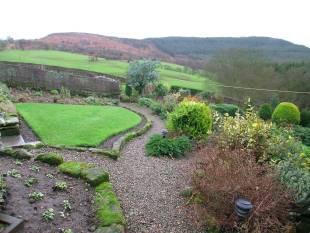 GARDEN & VIEWS