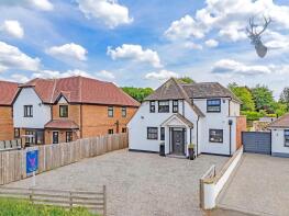 42 Harlings, Ongar Road, Lambourne, Romford RM4 1UH