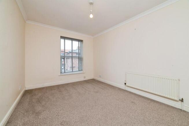 2 bed Detached for sale Image 8