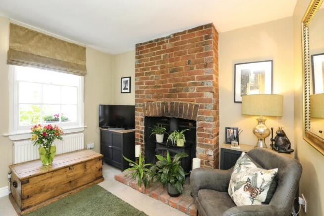pbox-IMG.jpg
