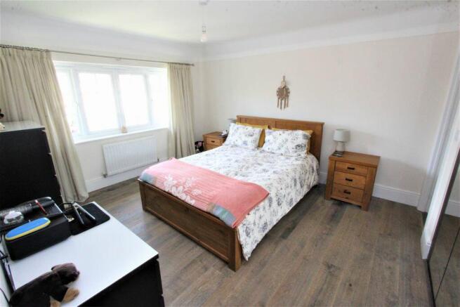 bed 1