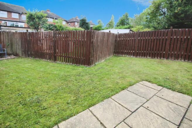 3 bed Semi-Detached to rent Image 7