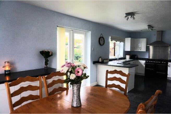 Kitchen / Diner