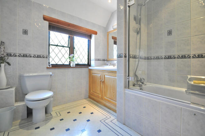 Photo 16