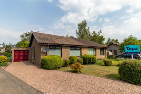 Balmanno Park, Bridge Of Earn, Perth, PH2