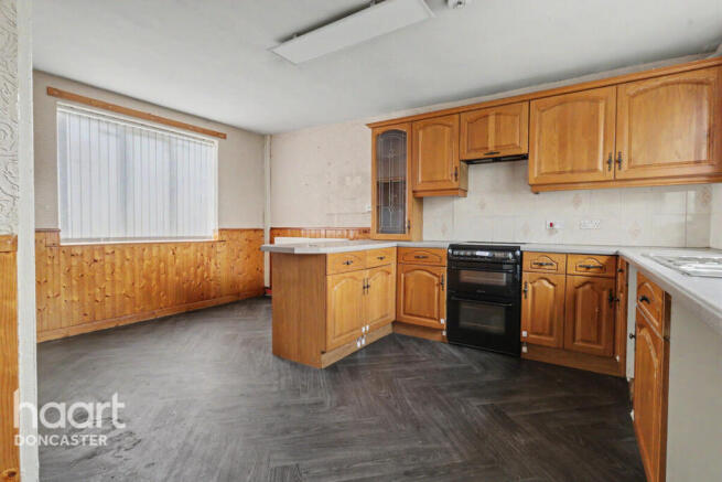 3 bed Terraced for sale Image 7