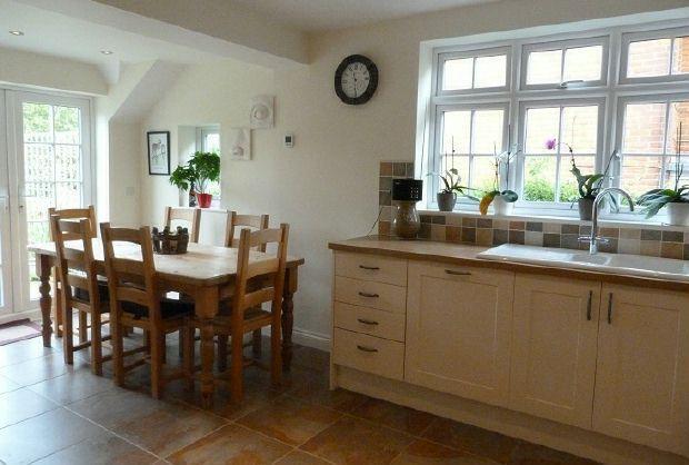 Kitchen/Breakfast Ro