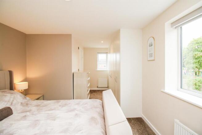 3 bed Detached for sale Image 10