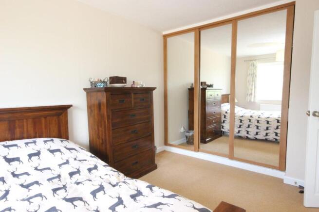 65 Berkeley Road Bedroom 1 x 2.jpg
