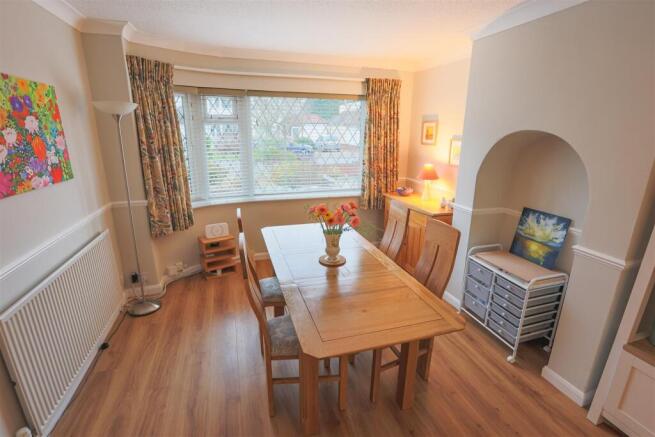 52 Fabian Crescent 16 .jpg