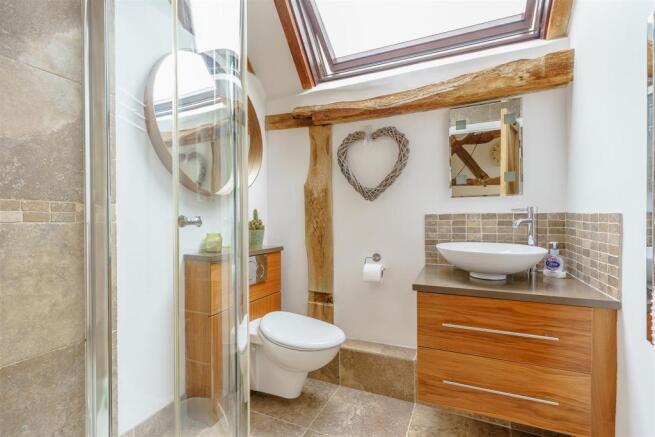 8347892-interior23.jpg