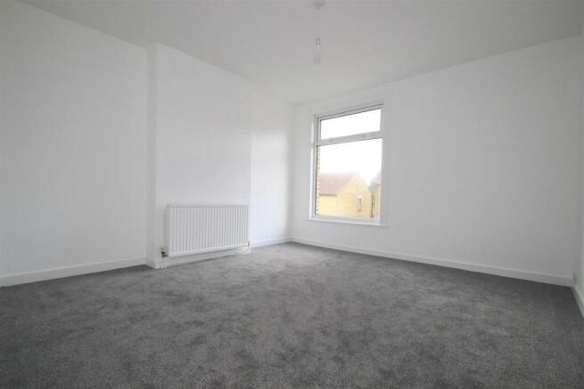 bedroom11.JPG