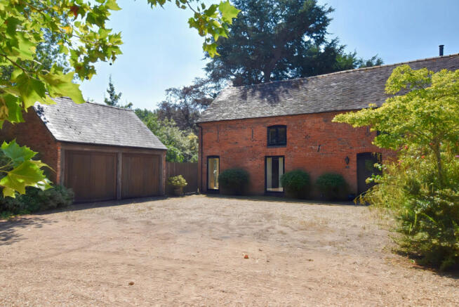 Front Aspect 1
