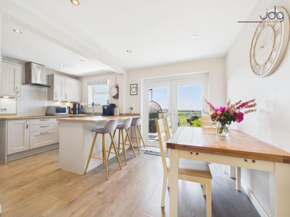 Open Plan Kitchen Dining