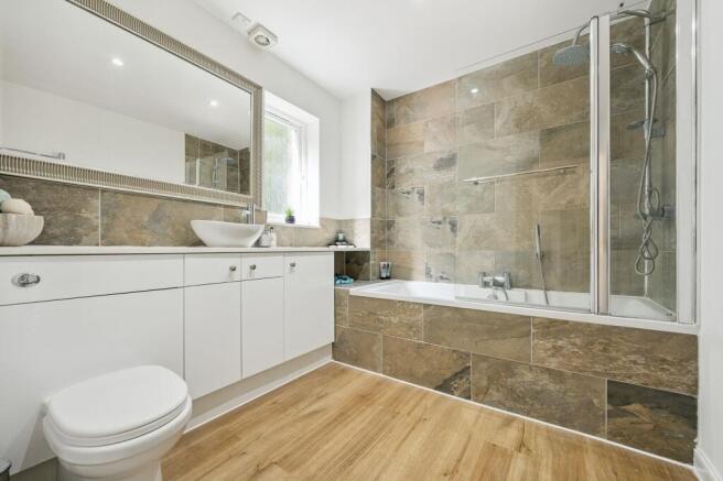 Bedroom One En Suite