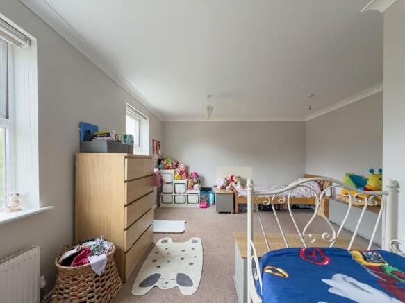 4 bed Terraced for sale Image 7