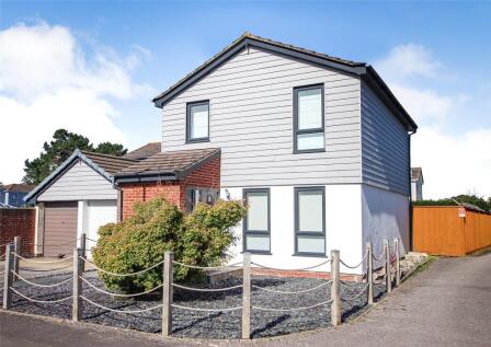 Cowley Road, Lymington, Hampshire, SO41