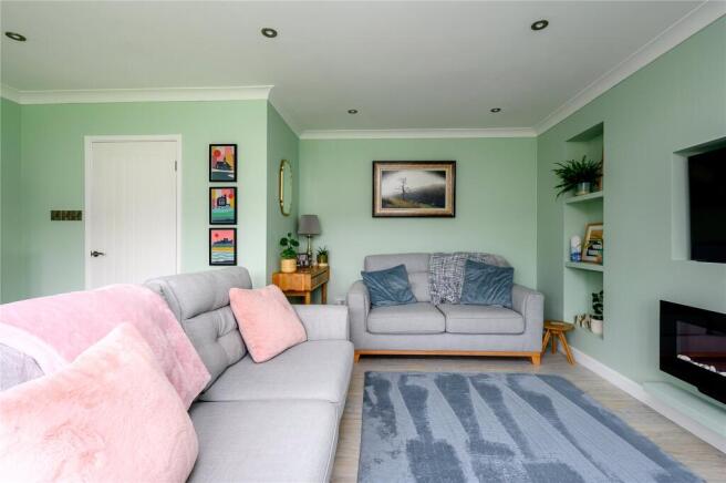 2 bed Apartment for sale Image 7