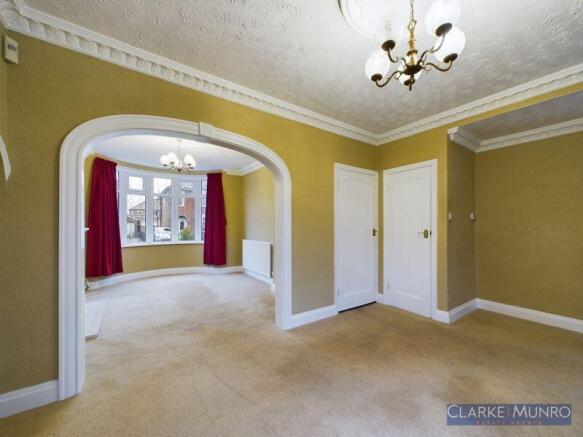 3 bed House to rent Image 9