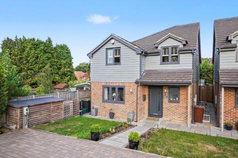 Maidstone Road, Blue Bell Hill, ME5