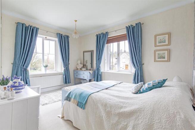 Bedroom 2-1.jpg
