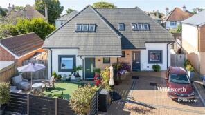 8, 7a Marina Gardens, Woodside Road, Bournemouth BH5 2AZ