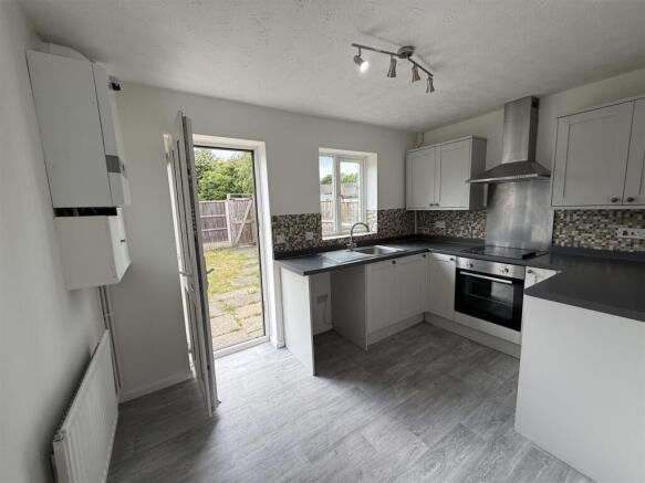 Barley Close, Burton-On-Trent photo 4