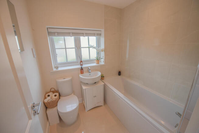 4 bed Town House for sale Image 12