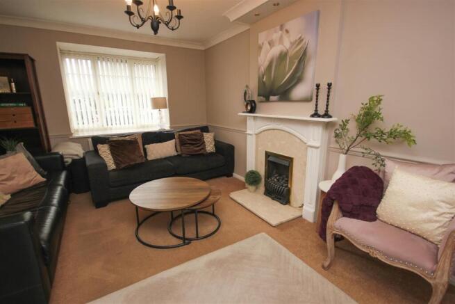 NN8 Windermere Drive, Wellingborough photo 4
