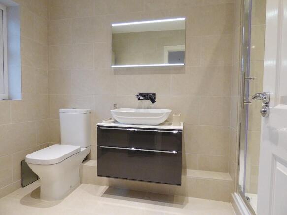 Bedroom 1 En-suite 
