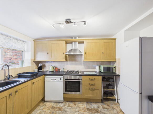 2 bed End of Terrace for sale Image 6