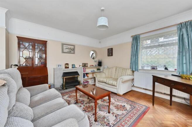 30 ST PETERS CRESCENT - TN402EH - PHOTOS (1).jpg