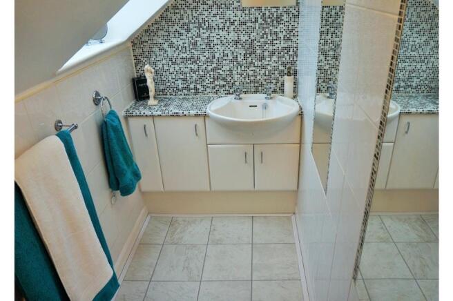 Master En-suite