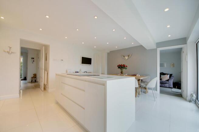 Kitchen Diner (1).jpg